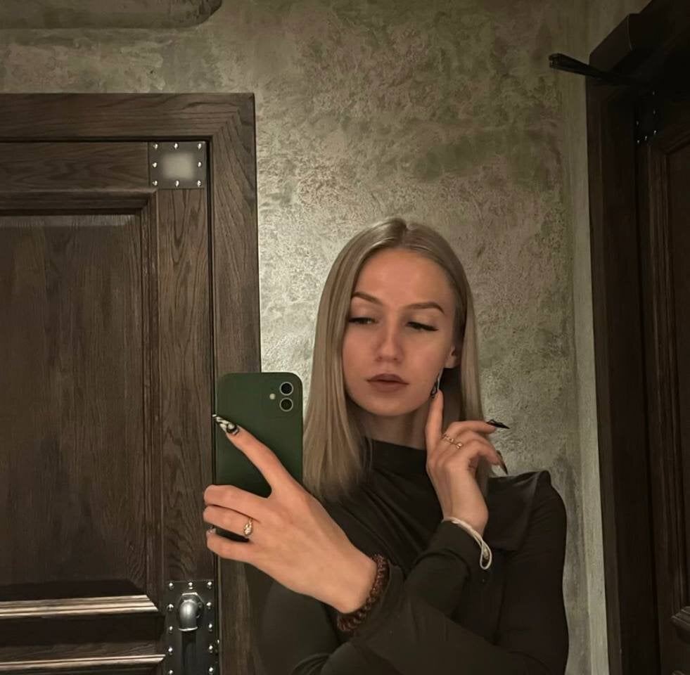 SerenaCrystall Chatroom