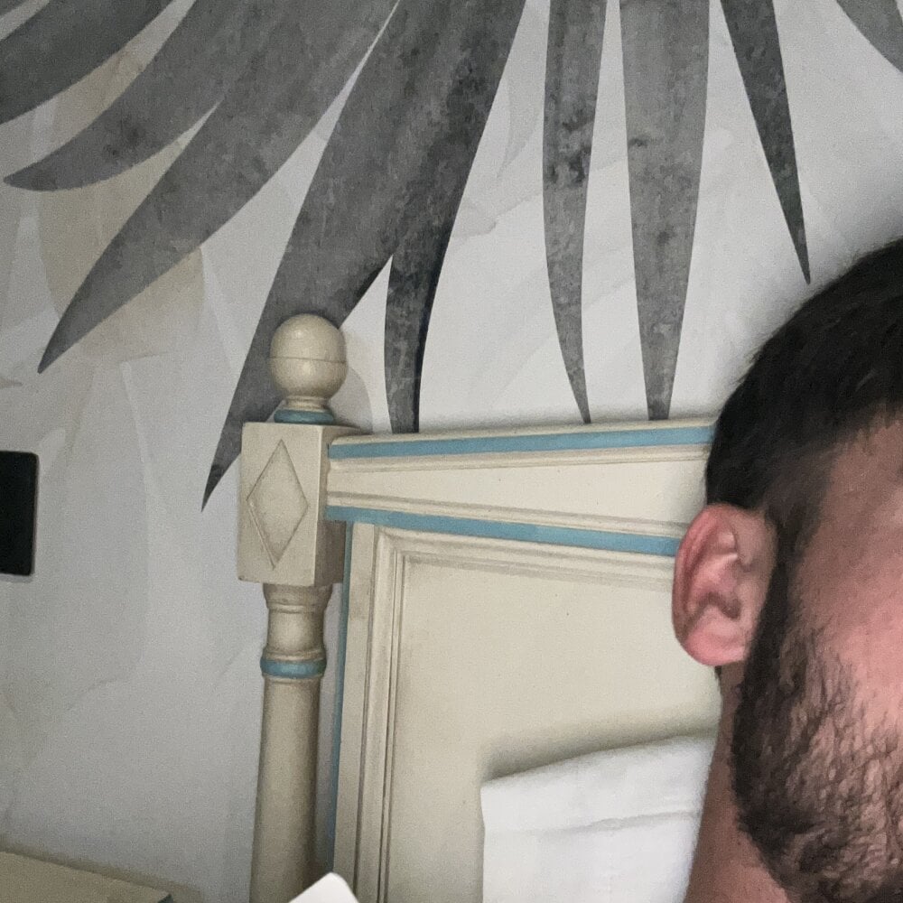 SexyCouple93 Chatroom