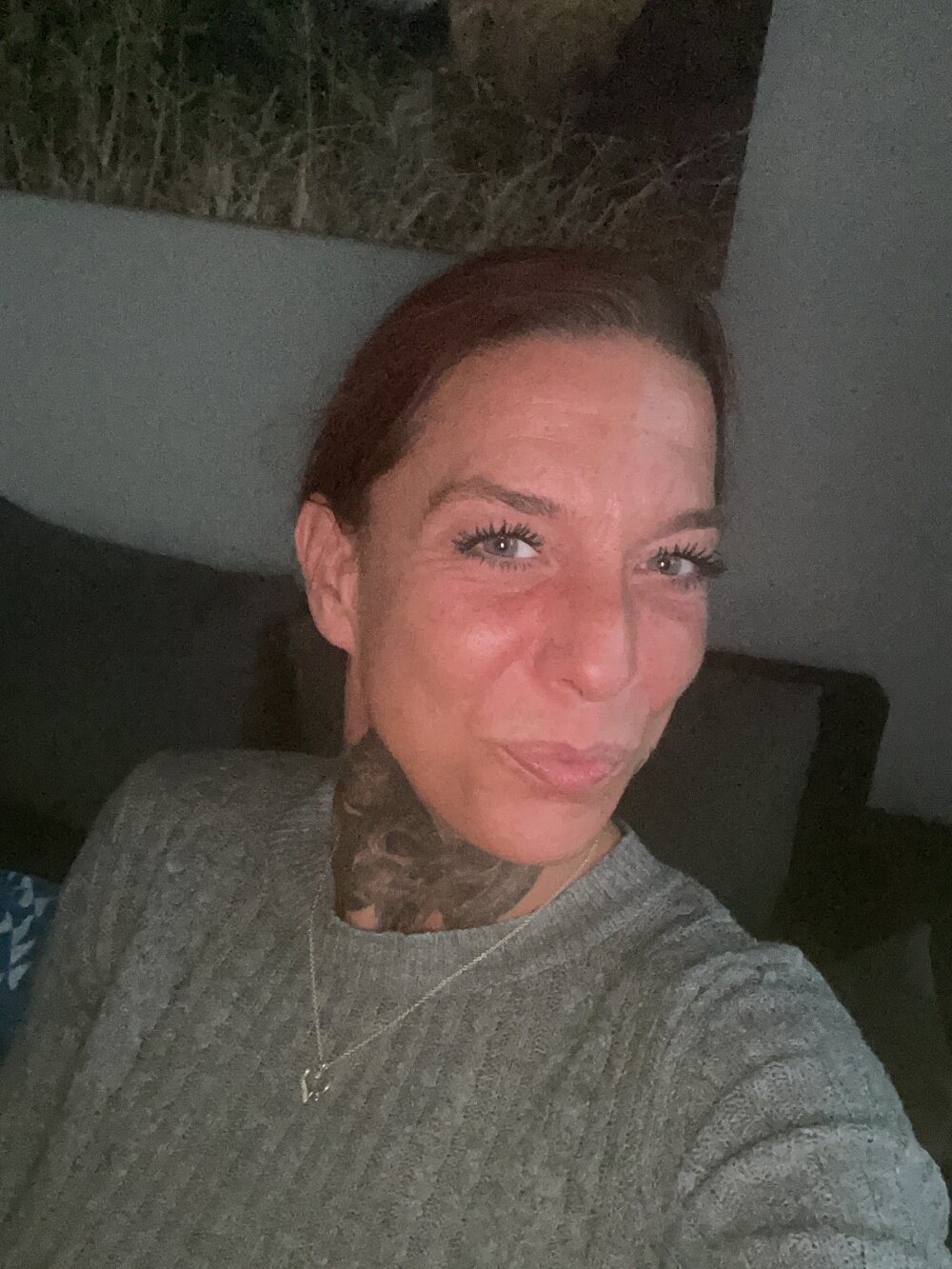 SexyInkedMiilfxx Chatroom