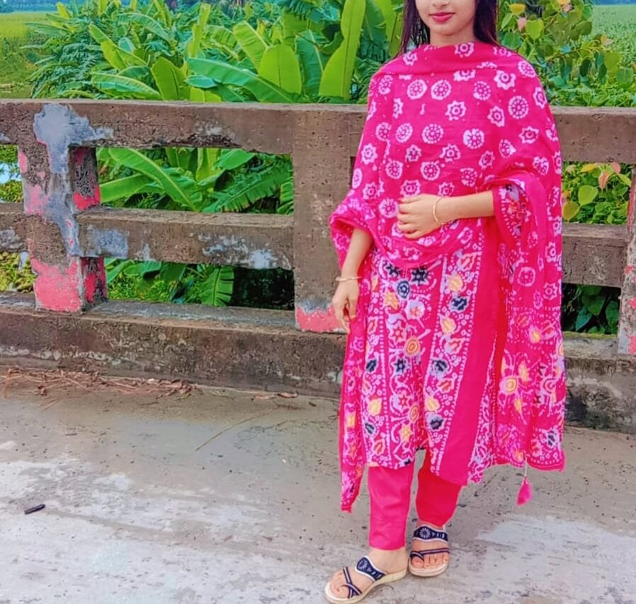 SexySonia04 Chatroom