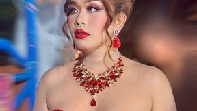 sexytits-maria