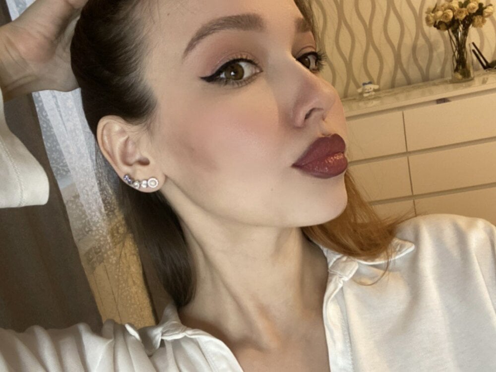 Sexy_Alexia69 Chatroom