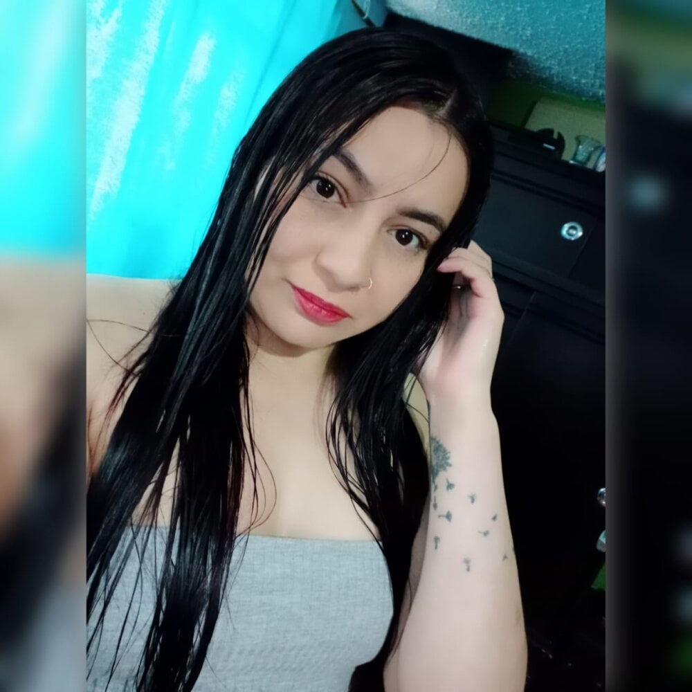 Sexytender_ Chatroom