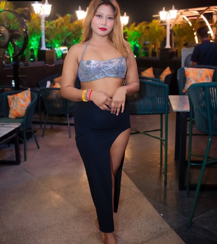 Shreshtha_sasha Chatroom