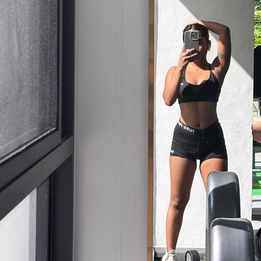 Shreya_real Chatroom