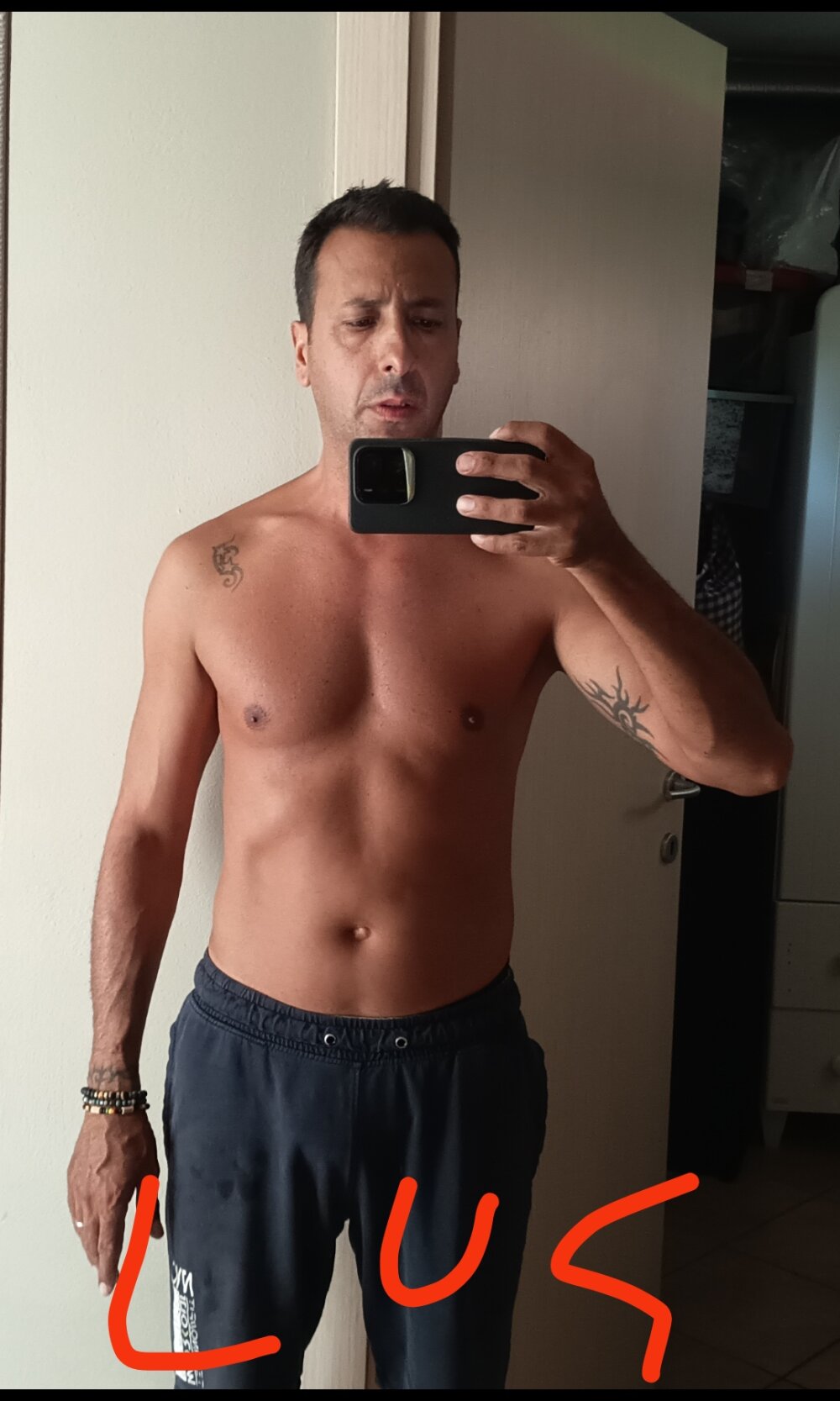 SkillfulNeoprene Chatroom