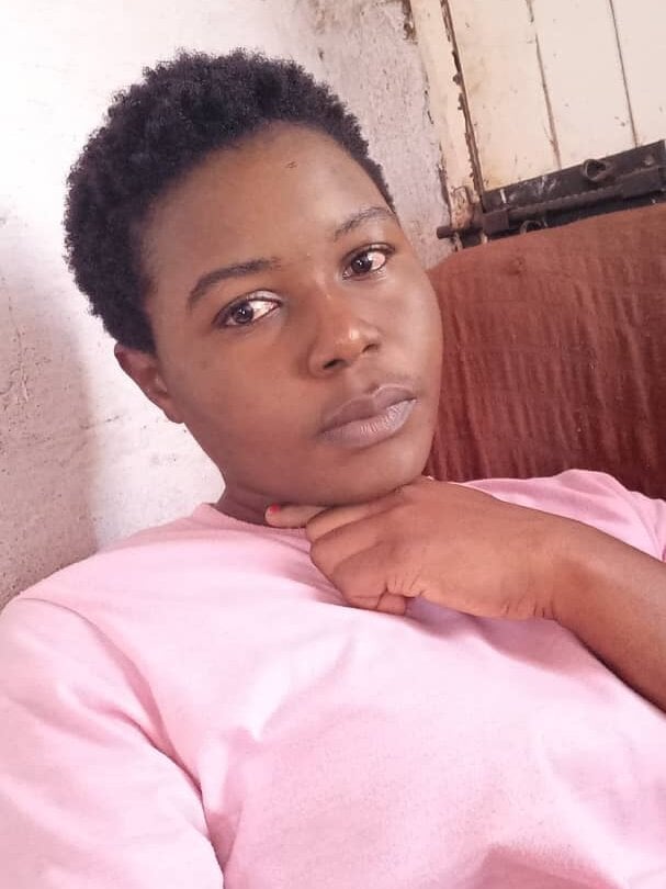 Skinnyhornygal Chatroom