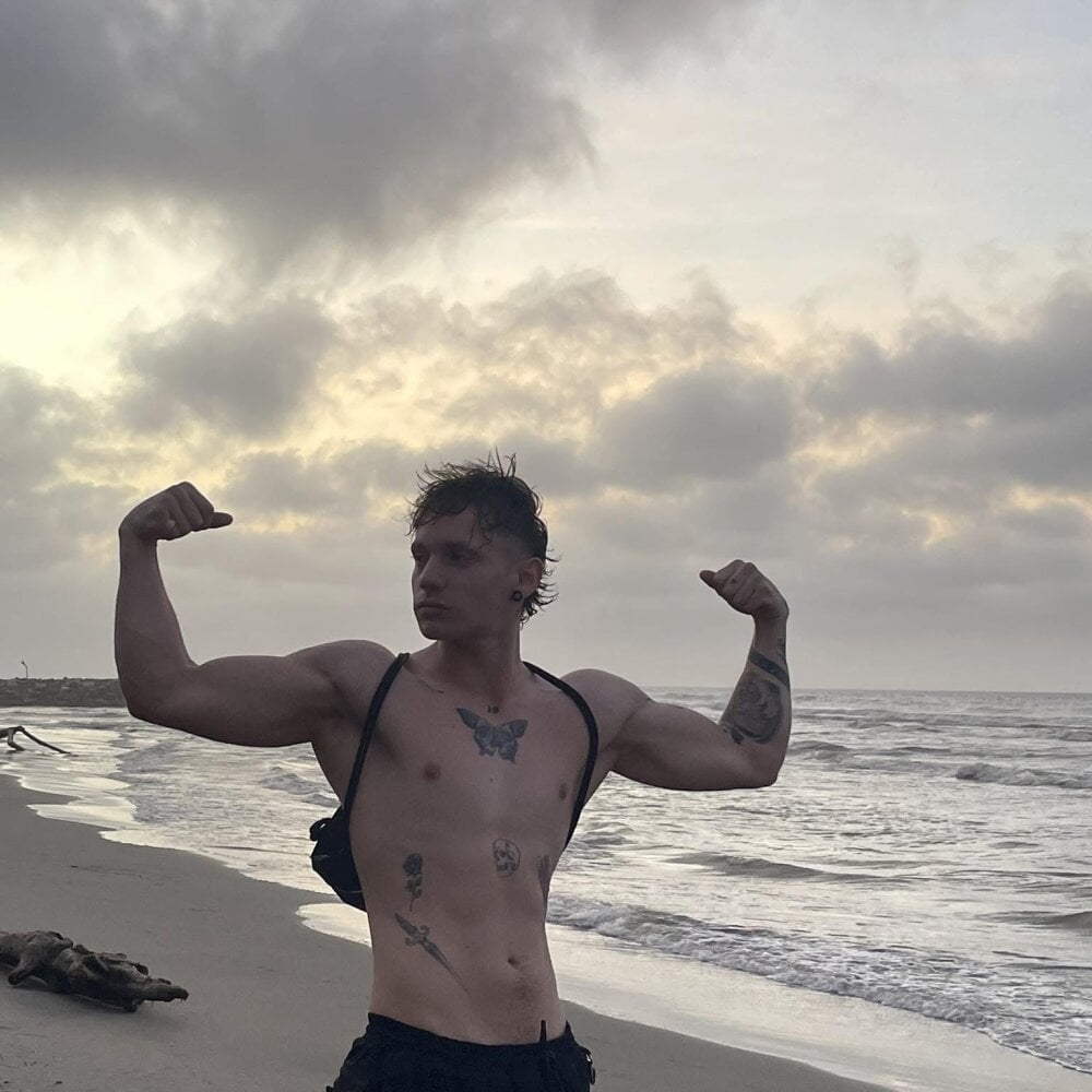 Skol_100802 Chatroom