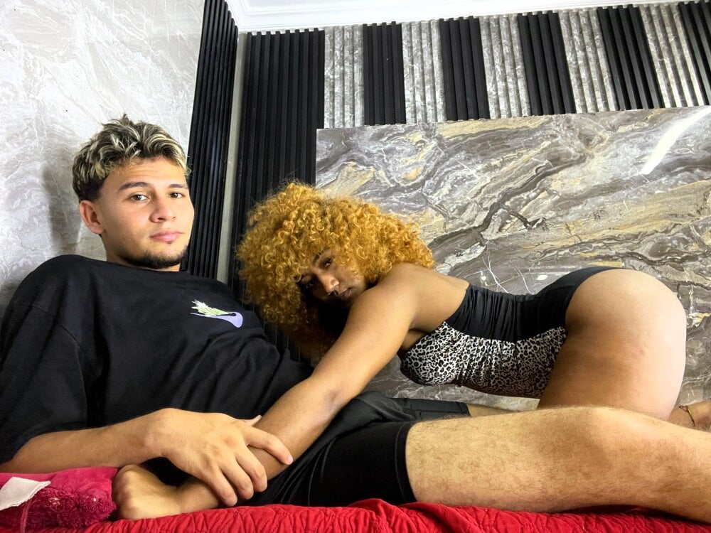 Skyyandsmith Chatroom