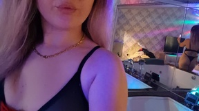 Slutty_milf_bitch