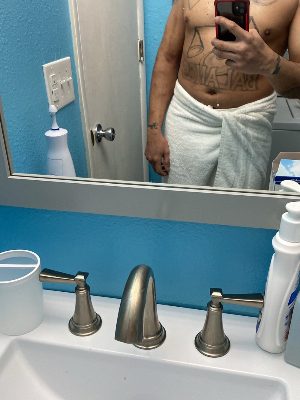 Slystrokherdown Chatroom