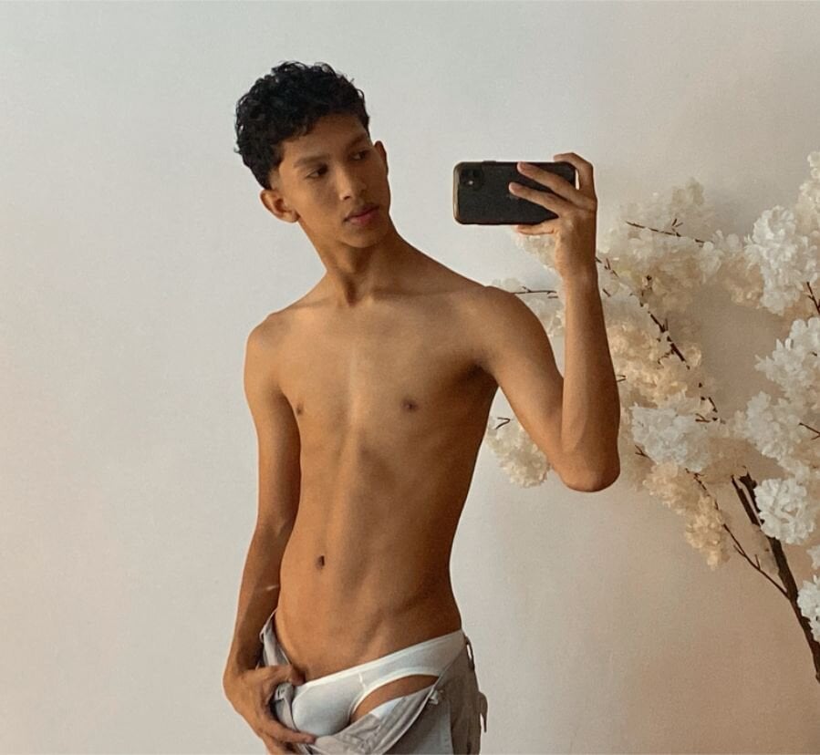 SmoothAlpha_ Chatroom