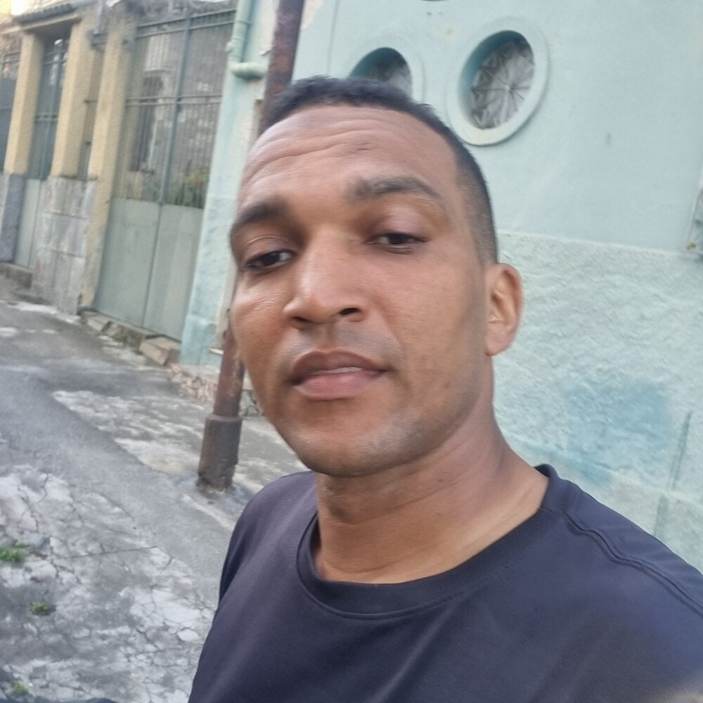 Snoopreto42 Chatroom