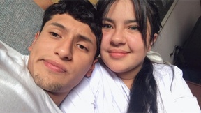 Live Snapshot of sofi-and-andrew sofi-and-andrew