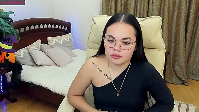 SofieHustle Chatroom