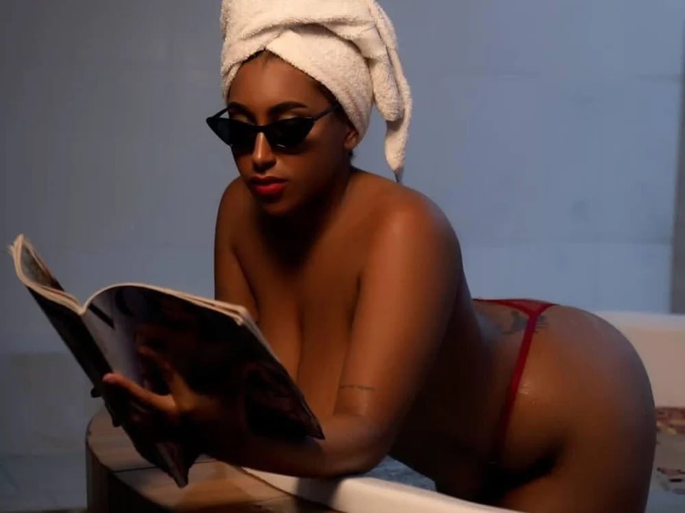 Staceygrave Chatroom