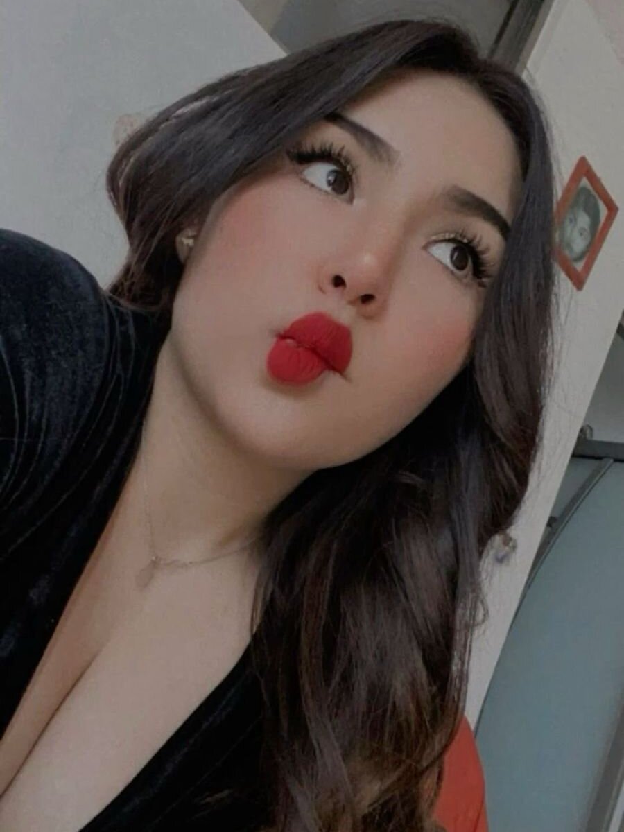 Sultana_Lamar98 Chatroom