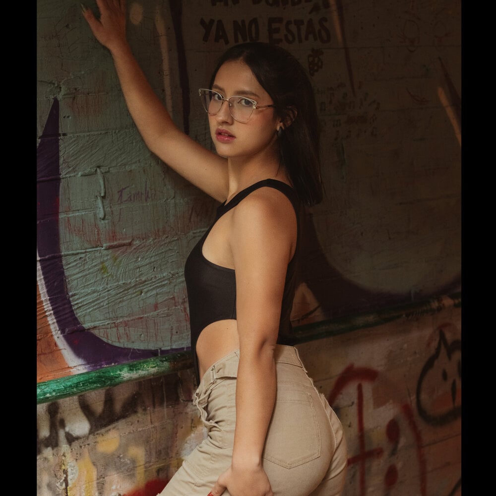 Sun_pussyhard Chatroom