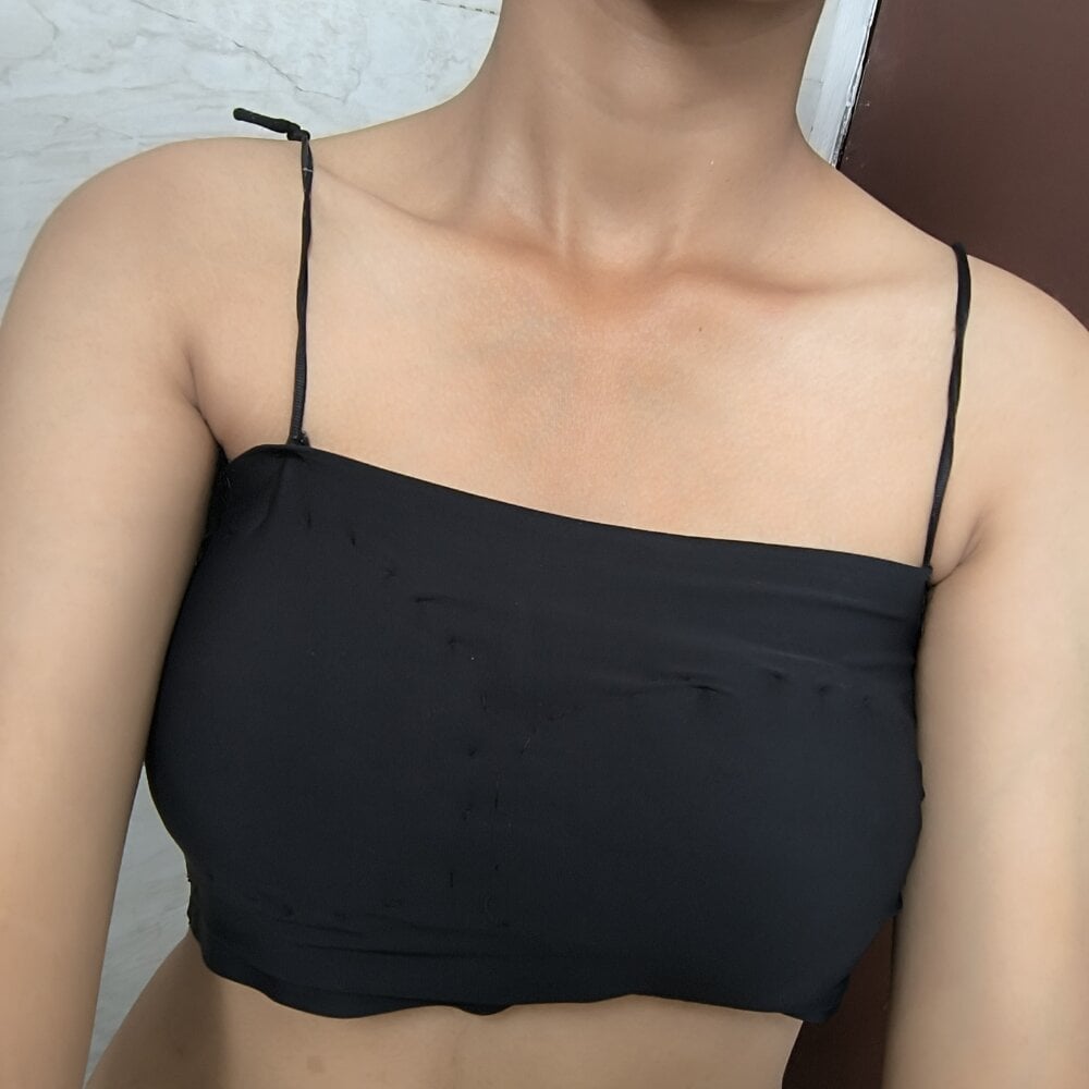 Sunny_Alexa Chatroom