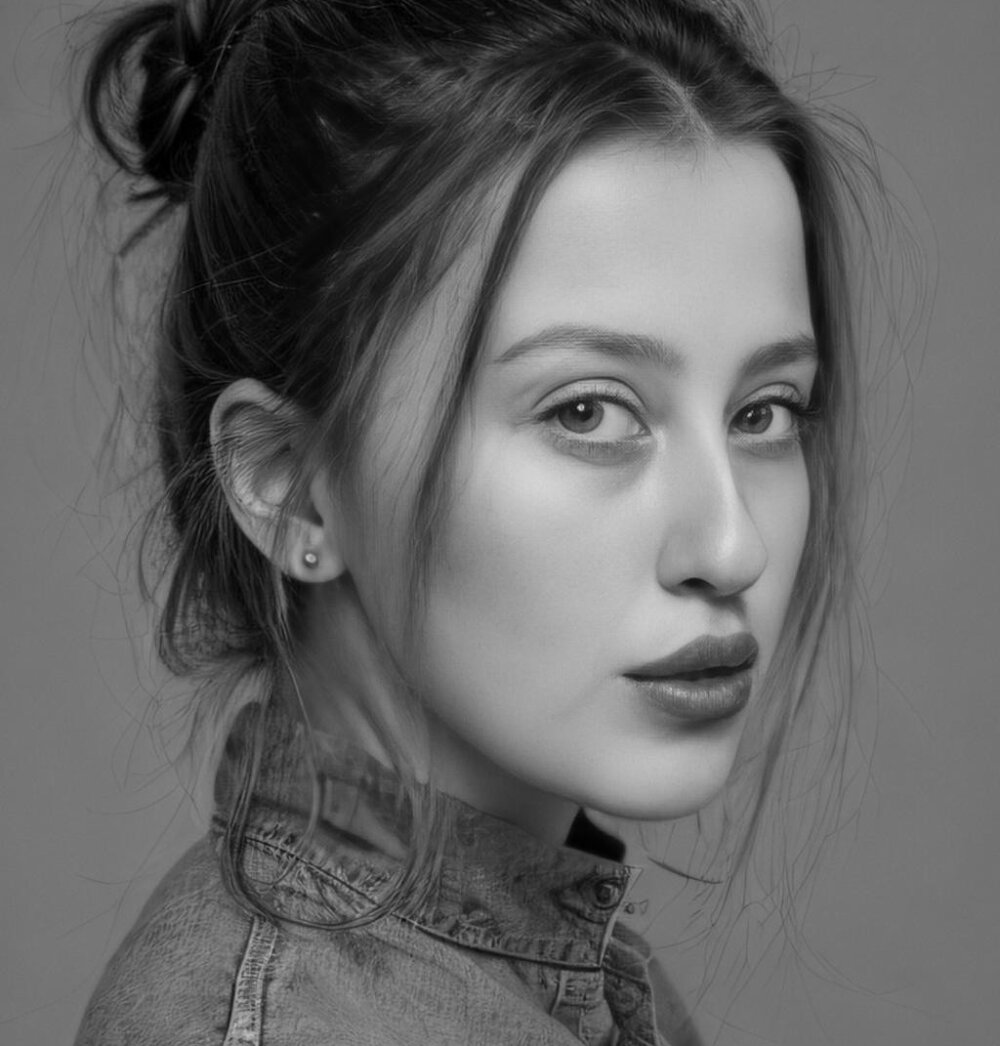 Susiee_Redd Chatroom