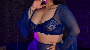 Live Snapshot of sweeetcurvyx sweeetcurvyx