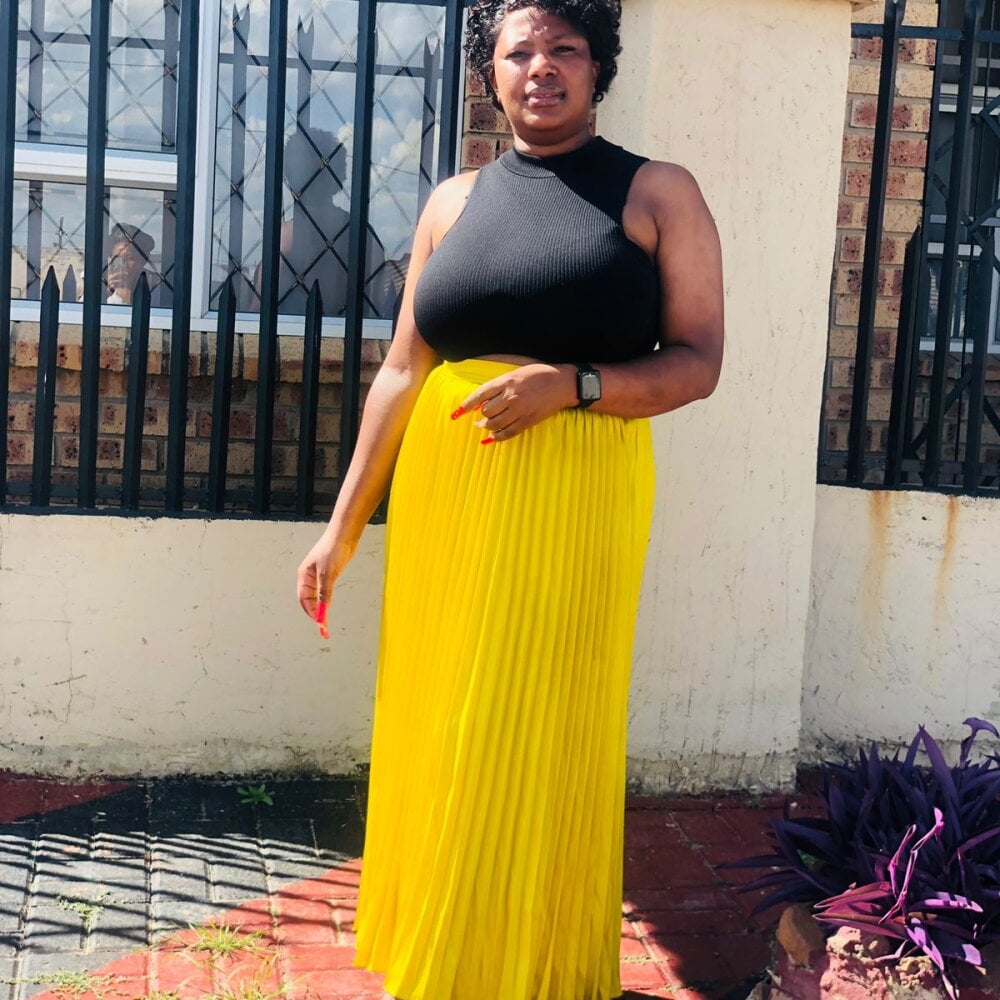 SweetSexyBoobsXx Chatroom