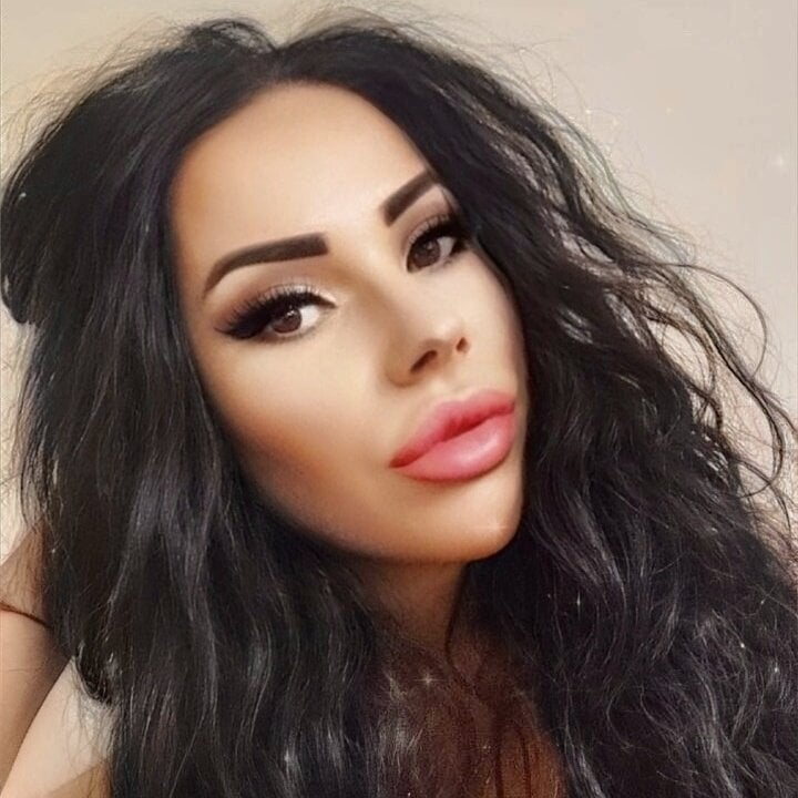 Sweet_little_gir Chatroom