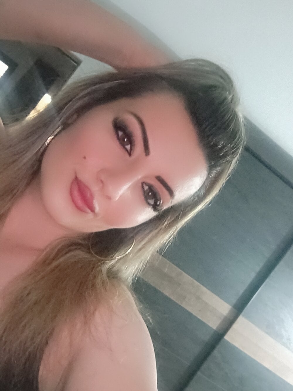 Sweetredvelvet Chatroom