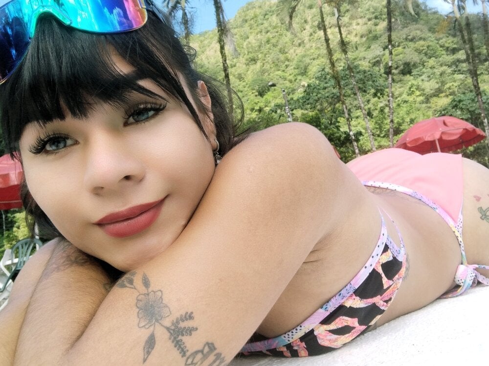 TSAngelique Chatroom