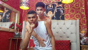 Live Snapshot of twoboyspeinhot twoboyspeinhot
