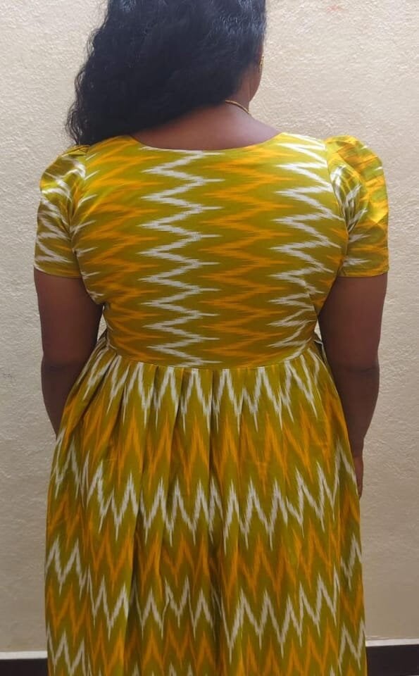 Tamil_devagi Chatroom