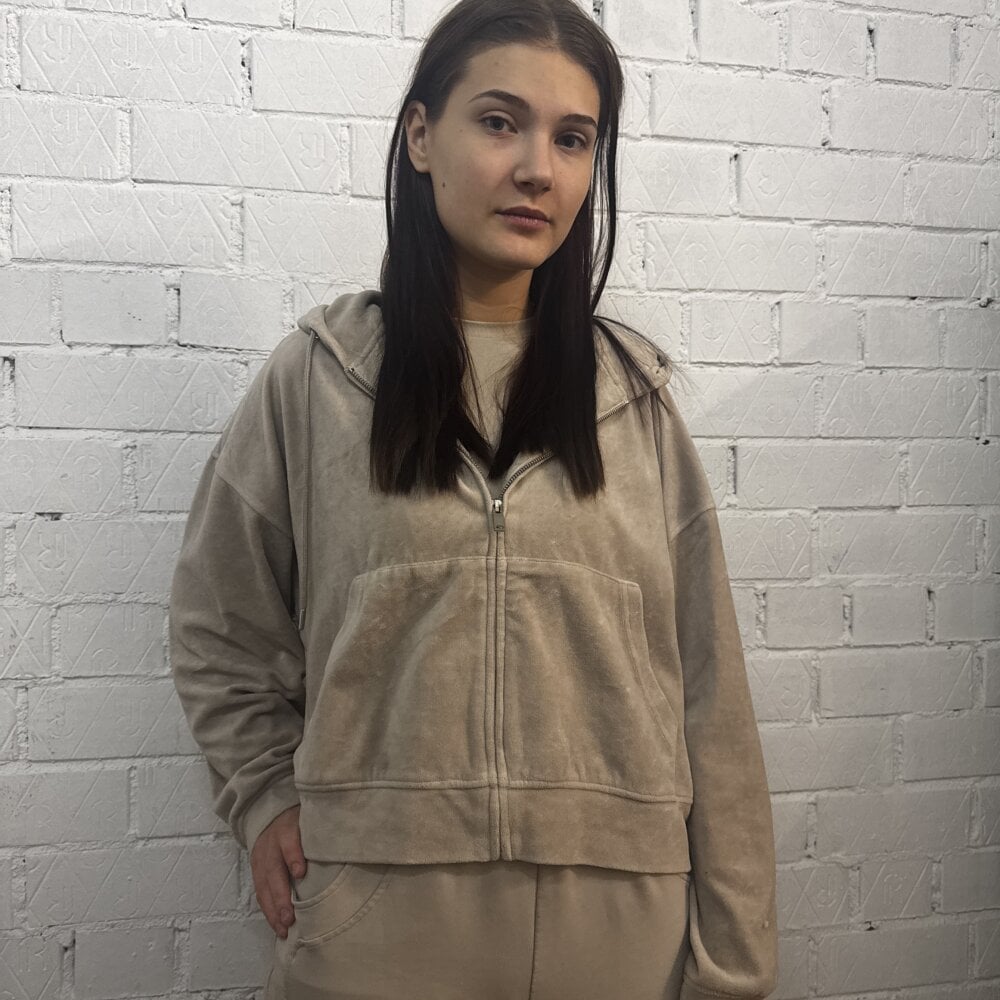 TaneshaRafail Chatroom