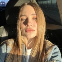 TaraEdwardsx Chatroom