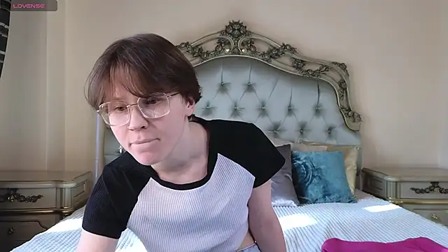 Tara_Lawson Chatroom