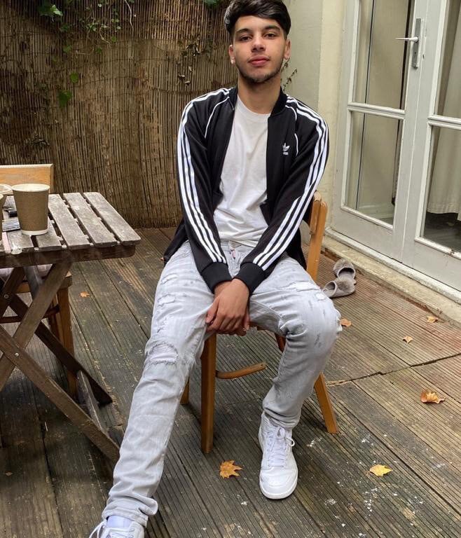 Tasty_Dickk Chatroom