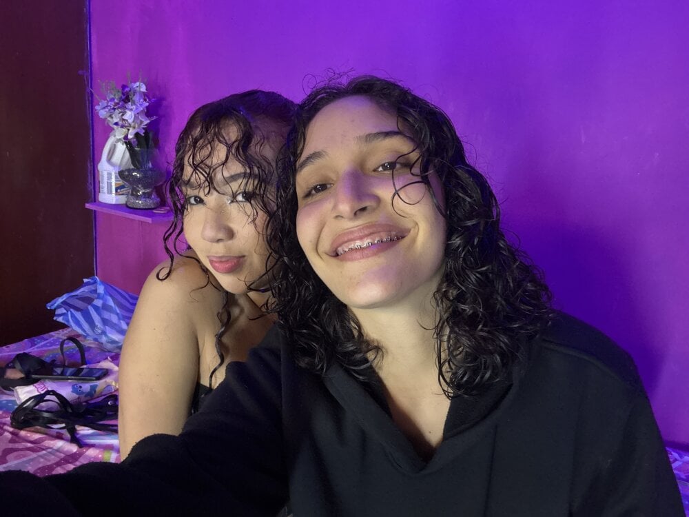 TeensNews18 Chatroom