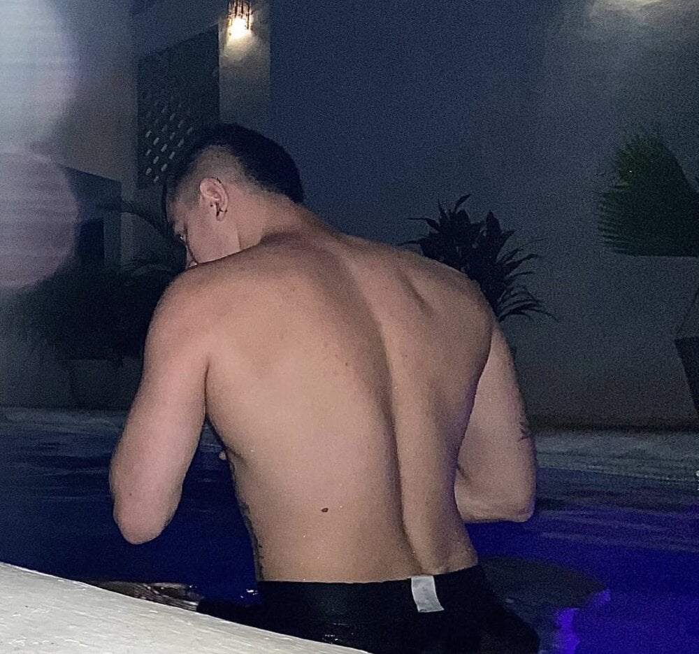 Teodoro_Maitland Chatroom