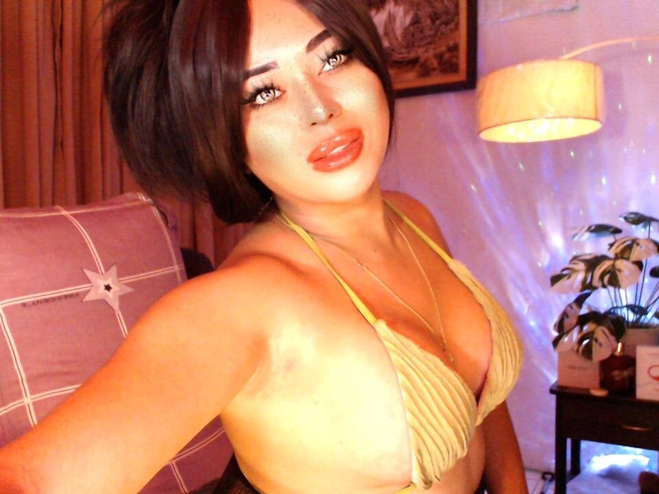 ThanyaKambridge_ Chatroom