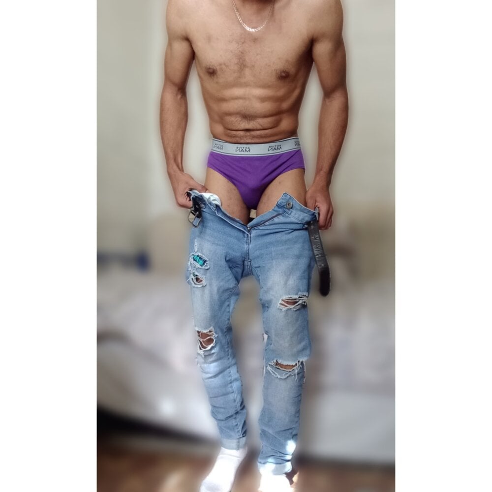 Thatboydee01 Chatroom