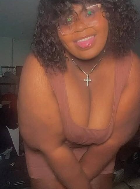 TheChubbySiren Chatroom