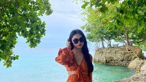 Thea_hugecock69