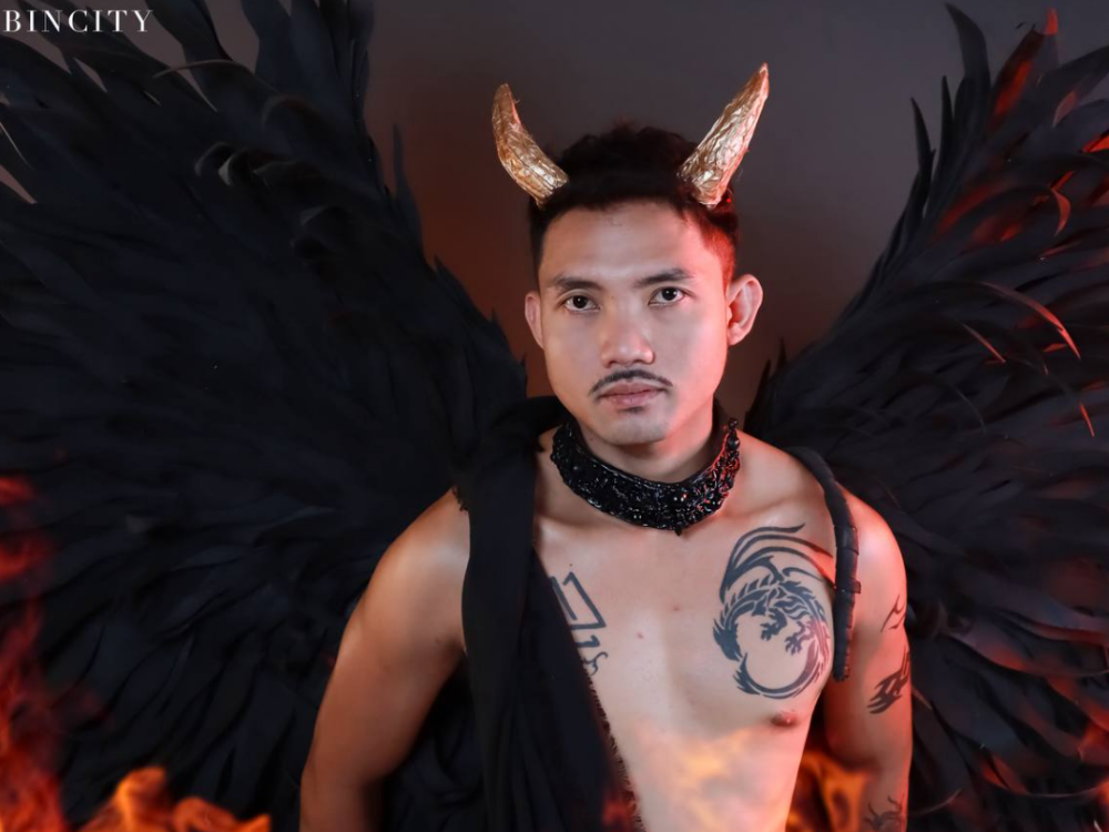 Thefriskyasian Chatroom
