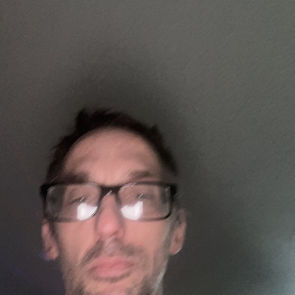 ThickStickly1 Chatroom