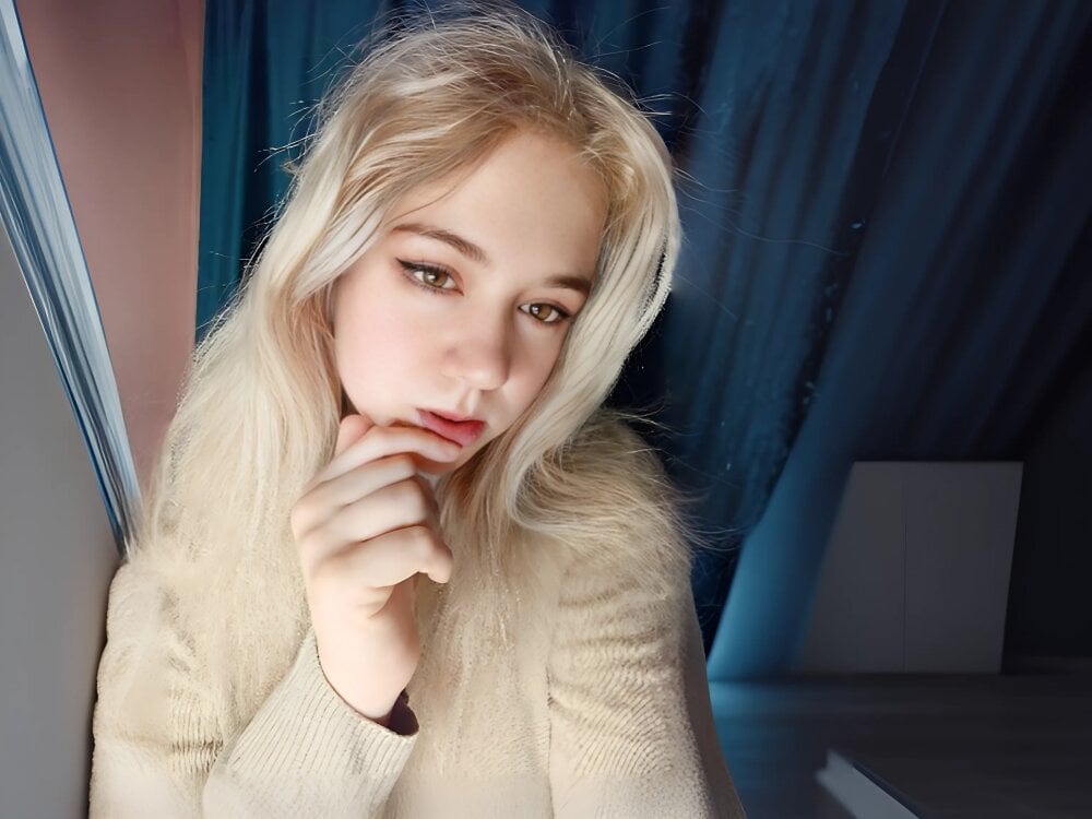 TiffanyStern Chatroom