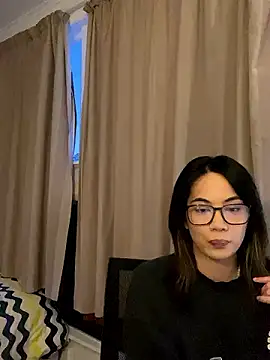 TinyTeaseGoddess Chatroom