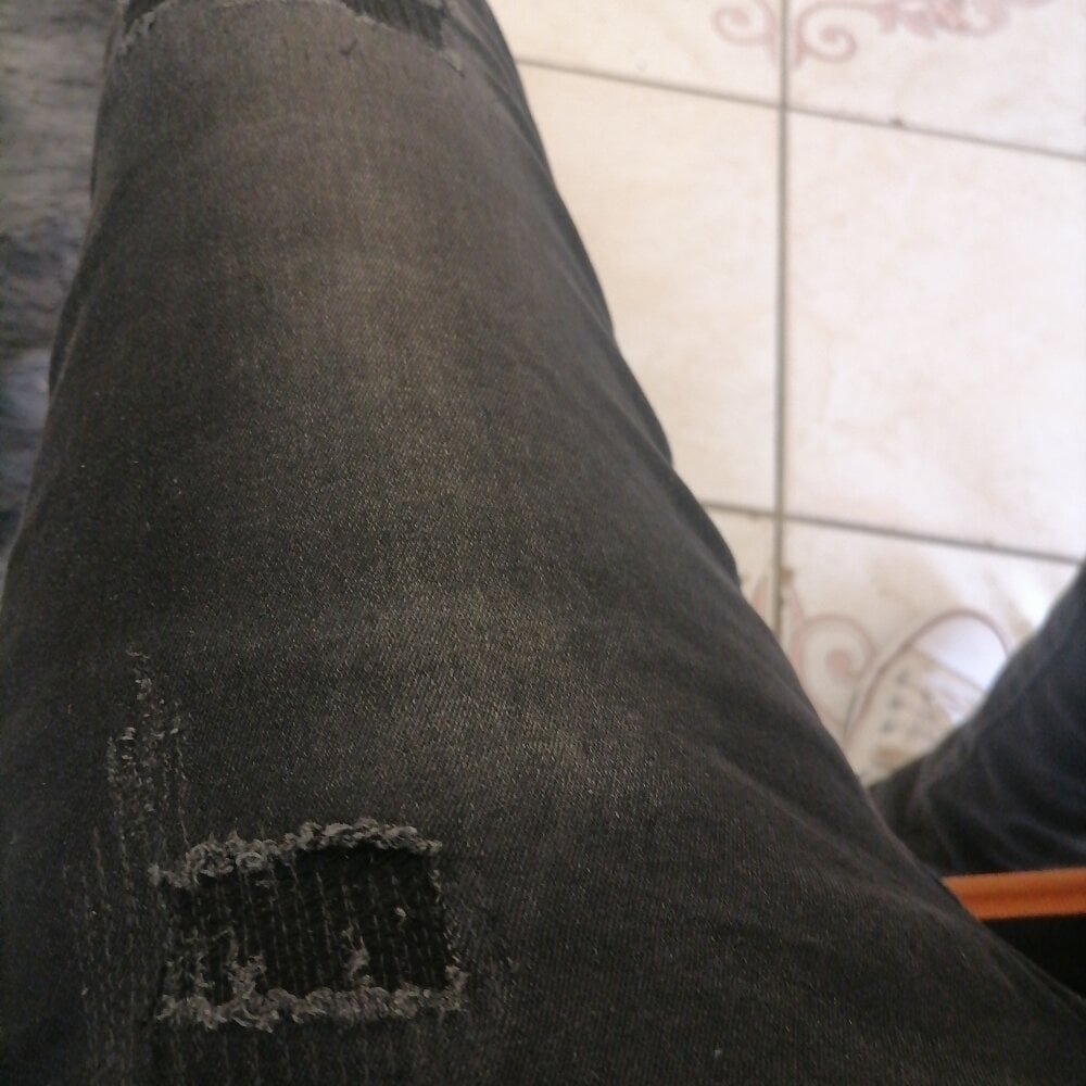 TitularAdaption Chatroom