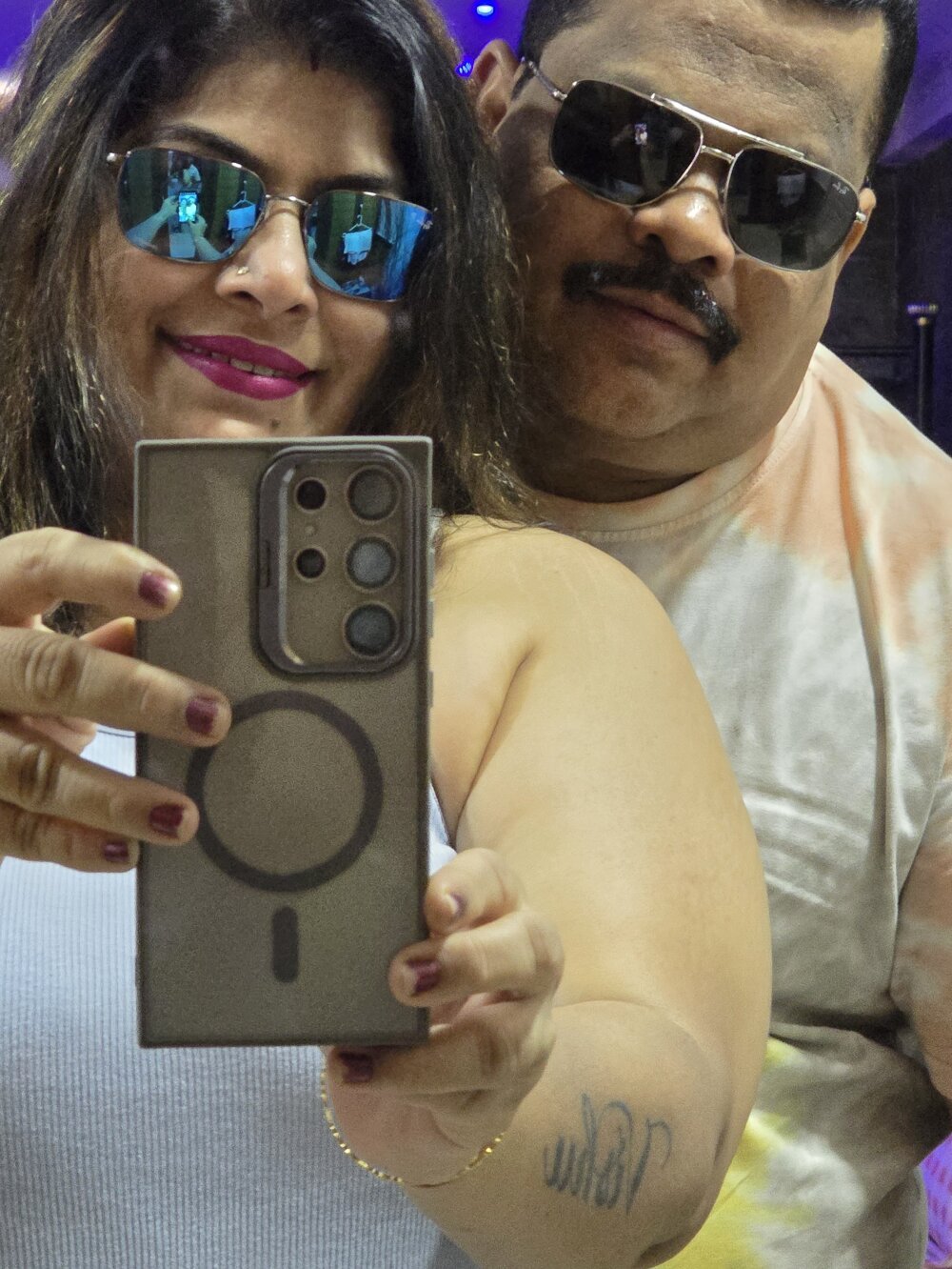 Trusted-Couple Chatroom