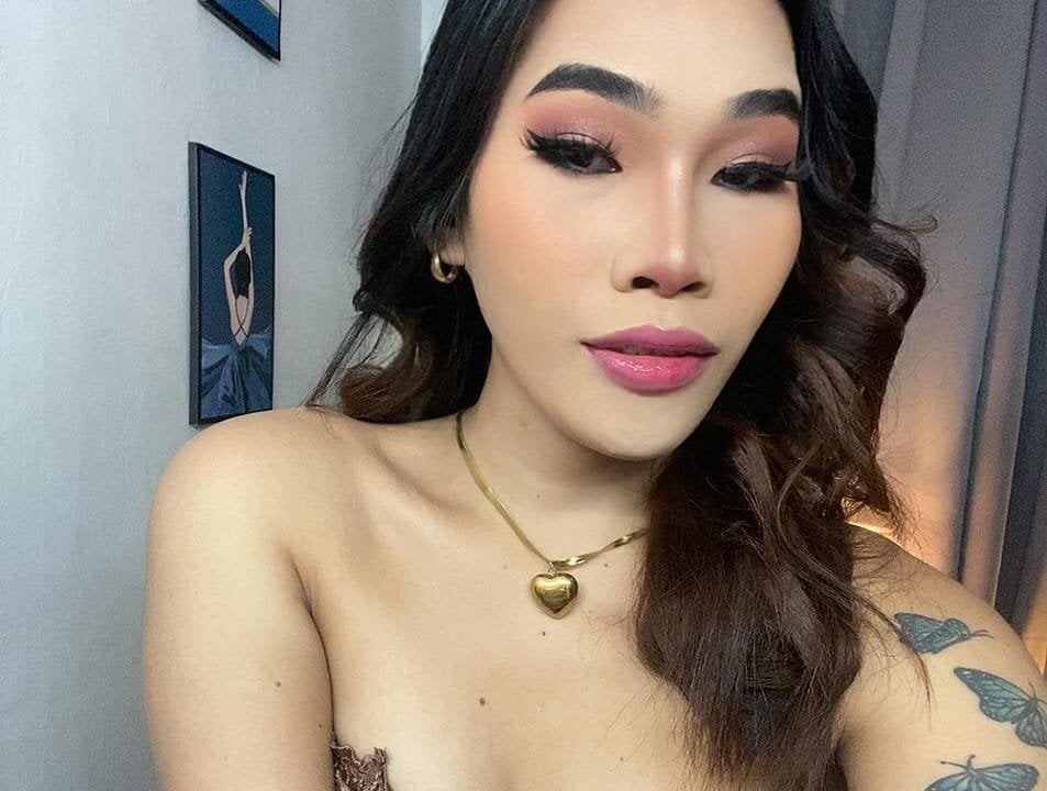 Ur_exotic_Rarebeautyxx Chatroom