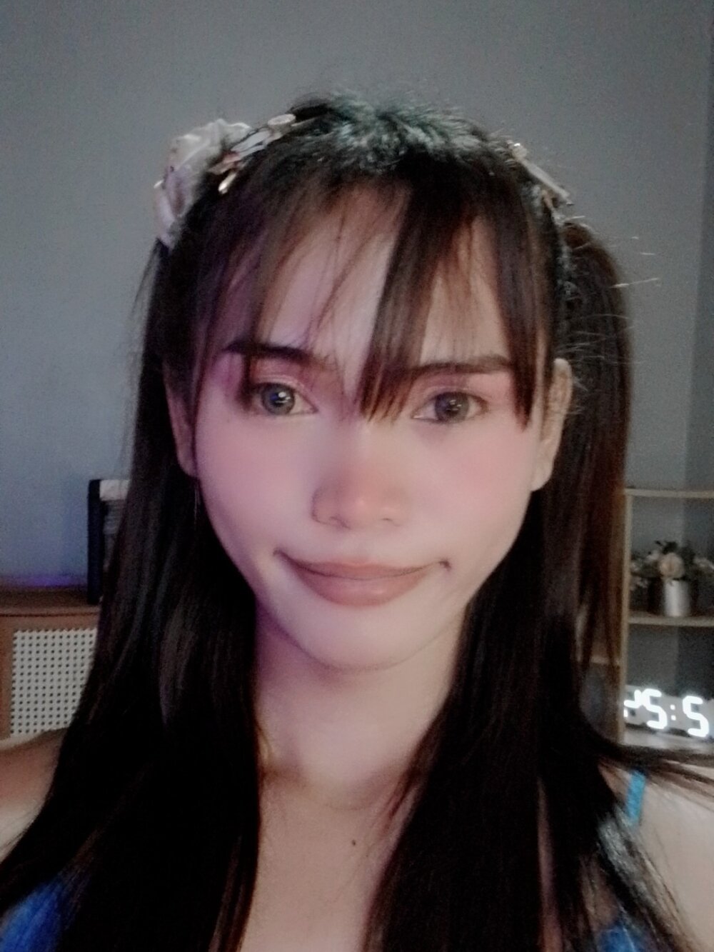 Urcutie_sandraxx Chatroom