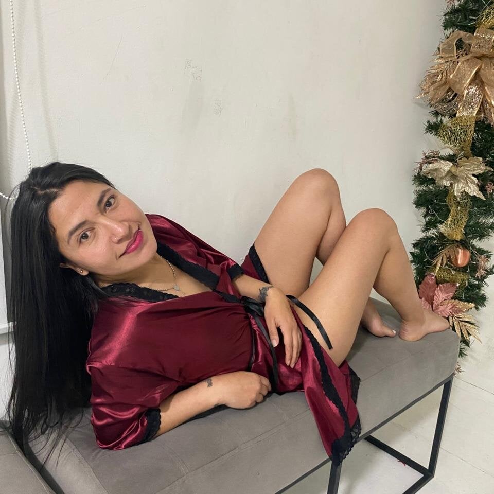 Valenttina28 Chatroom